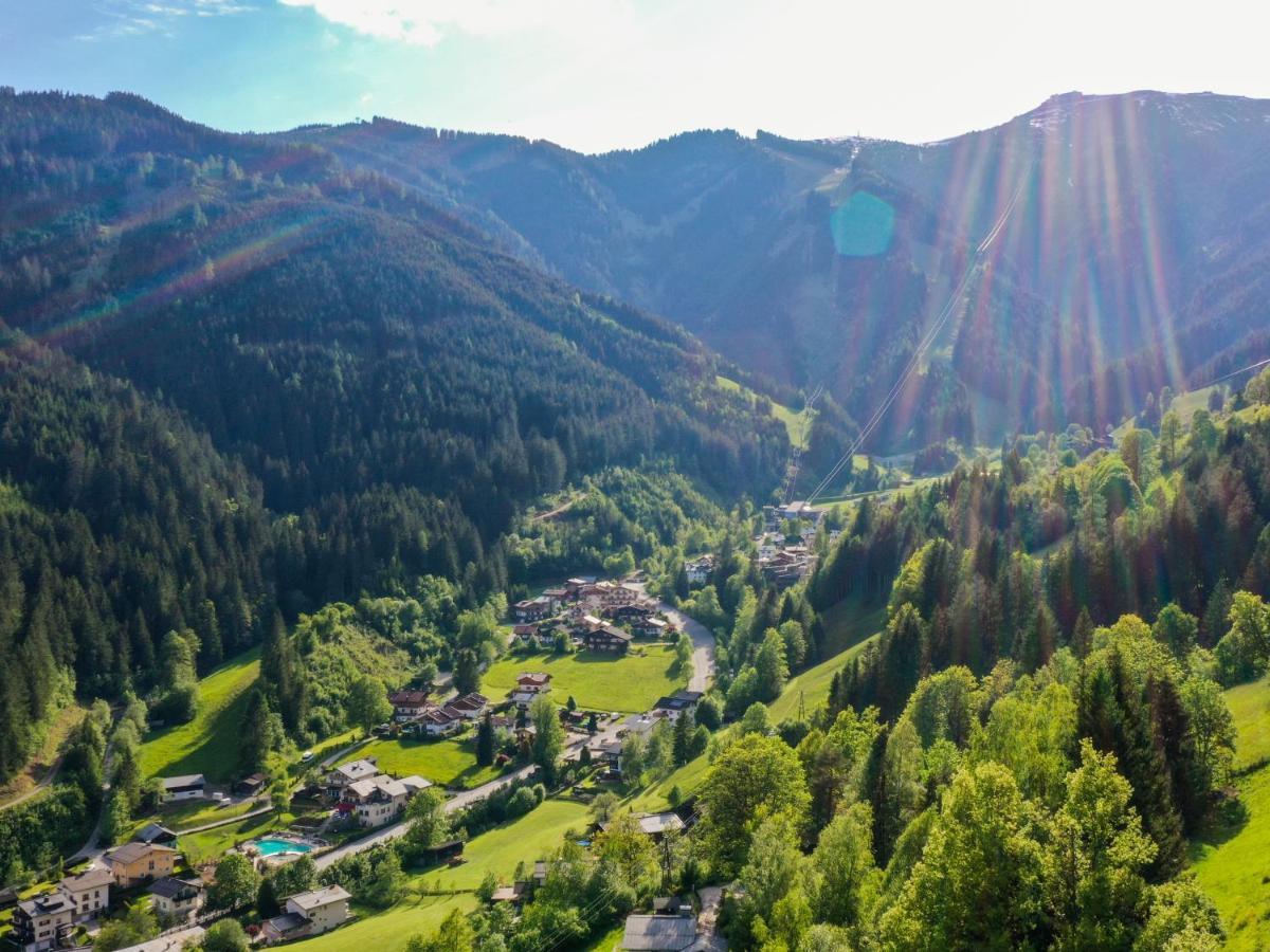 Der Sonnberg Alpinlodges - Apartments Mit Seeblick, Privater Sauna Und Self Check-In Цел ам Зее Екстериор снимка