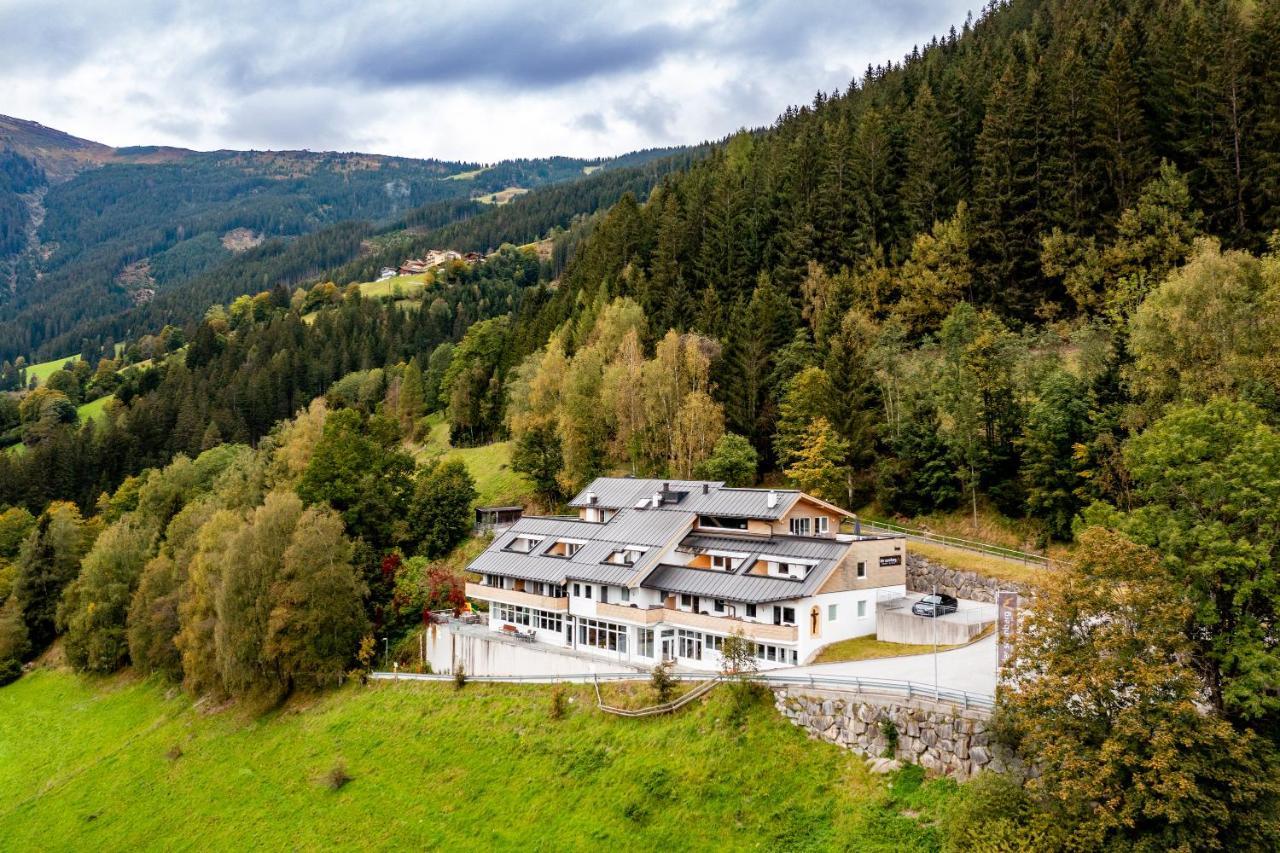 Der Sonnberg Alpinlodges - Apartments Mit Seeblick, Privater Sauna Und Self Check-In Цел ам Зее Екстериор снимка