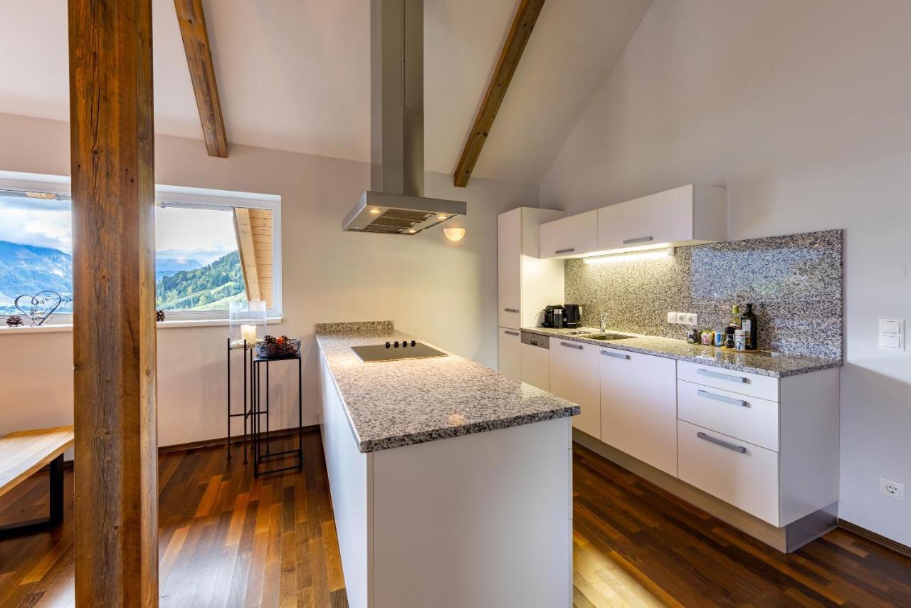 Der Sonnberg Alpinlodges - Apartments Mit Seeblick, Privater Sauna Und Self Check-In Цел ам Зее Екстериор снимка