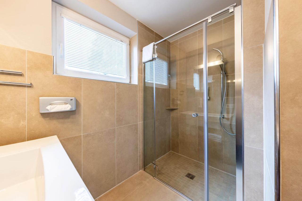 Der Sonnberg Alpinlodges - Apartments Mit Seeblick, Privater Sauna Und Self Check-In Цел ам Зее Екстериор снимка