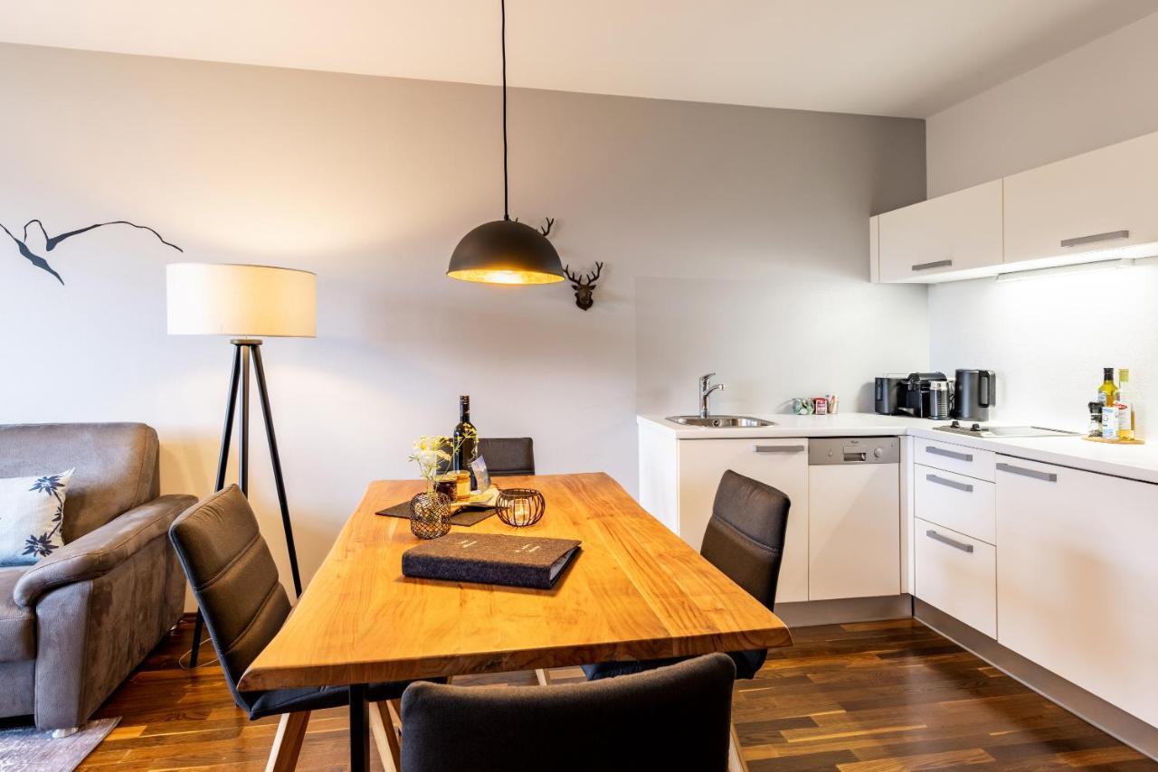 Der Sonnberg Alpinlodges - Apartments Mit Seeblick, Privater Sauna Und Self Check-In Цел ам Зее Екстериор снимка