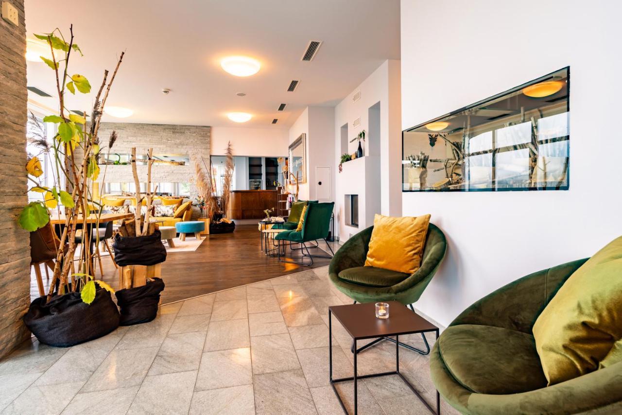 Der Sonnberg Alpinlodges - Apartments Mit Seeblick, Privater Sauna Und Self Check-In Цел ам Зее Екстериор снимка