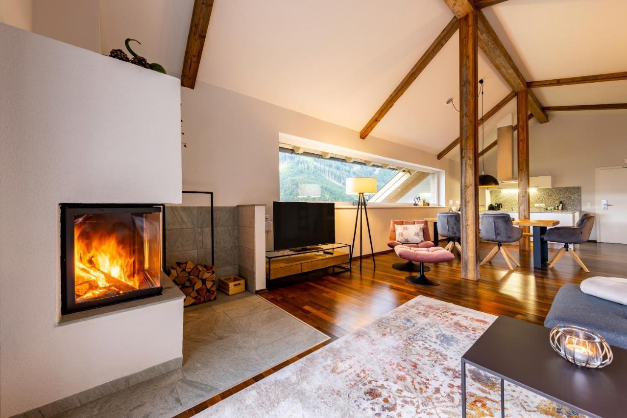 Der Sonnberg Alpinlodges - Apartments Mit Seeblick, Privater Sauna Und Self Check-In Цел ам Зее Екстериор снимка