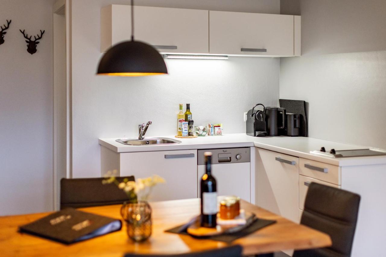 Der Sonnberg Alpinlodges - Apartments Mit Seeblick, Privater Sauna Und Self Check-In Цел ам Зее Екстериор снимка