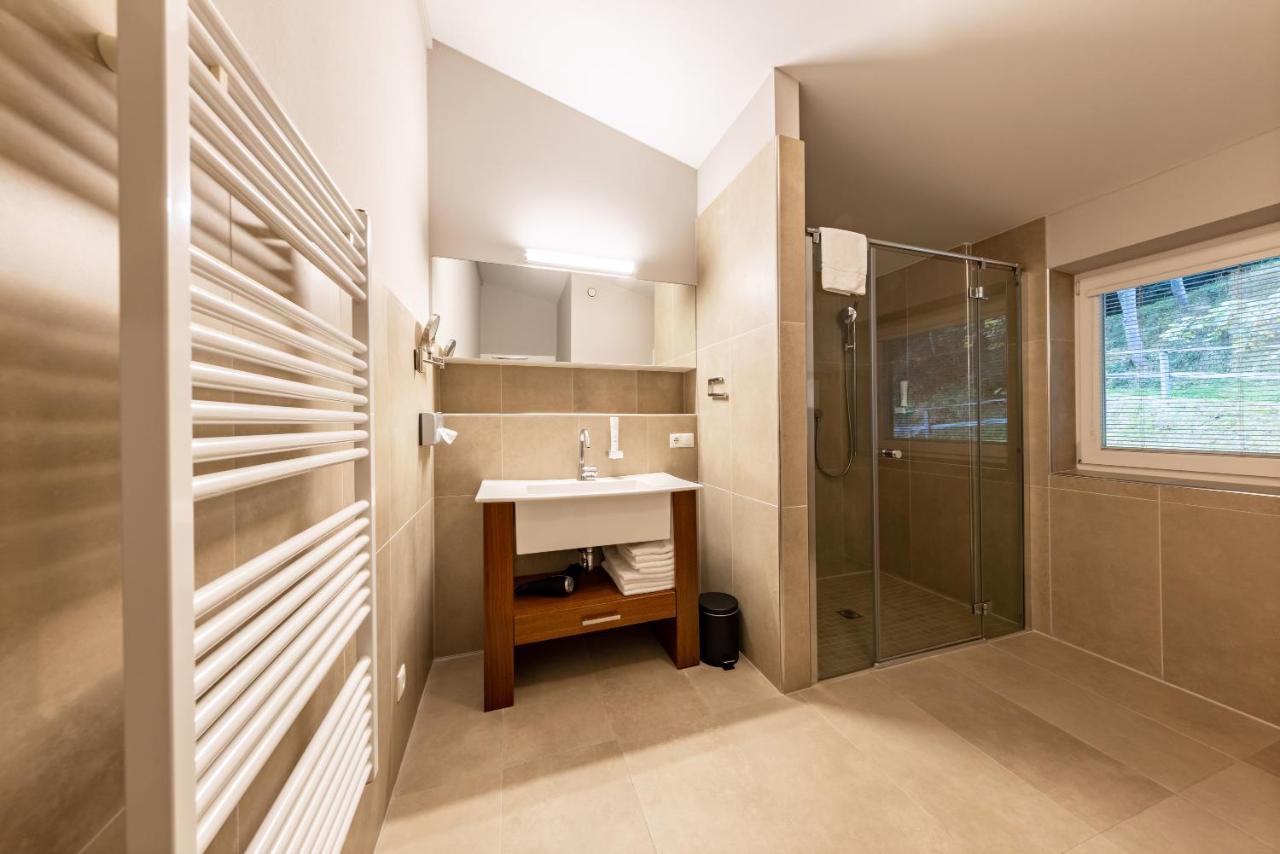 Der Sonnberg Alpinlodges - Apartments Mit Seeblick, Privater Sauna Und Self Check-In Цел ам Зее Екстериор снимка